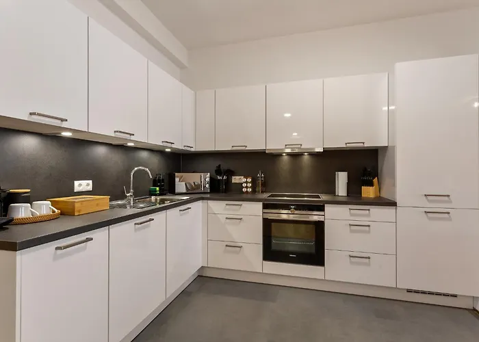 Whirlpool & Terrasse - Familien & Gruppenfreundlich *