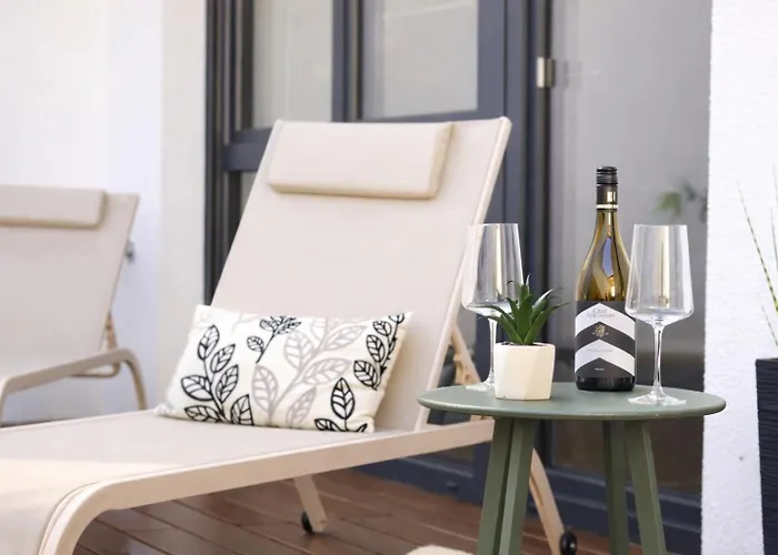 Whirlpool & Terrasse - Familien & Gruppenfreundlich