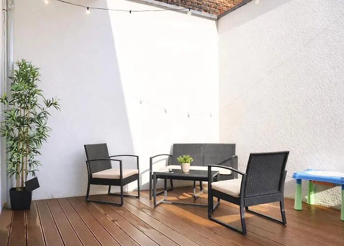 Whirlpool & Terrasse - Familien & Gruppenfreundlich Apartman *